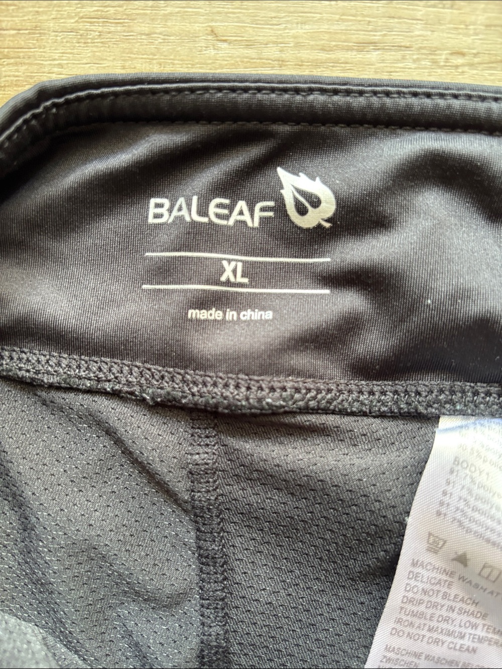 Baleaf Black Circle Skater Skort - Picture 4 of 5